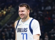 东契奇，复出首战轰40分，关键时刻神级表现！